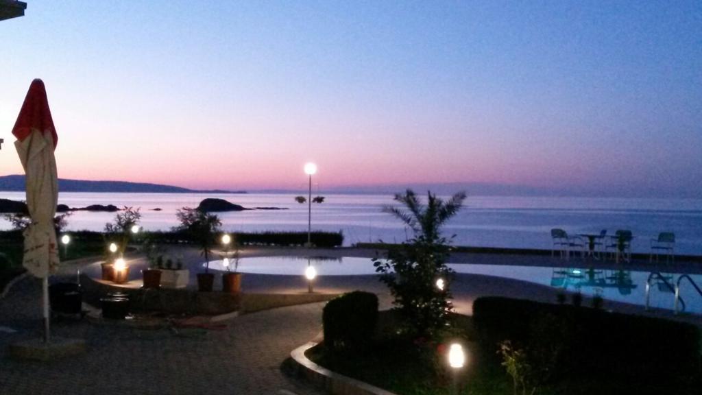 Alexander Lozenets Beach Complex Apartment Bagian luar foto